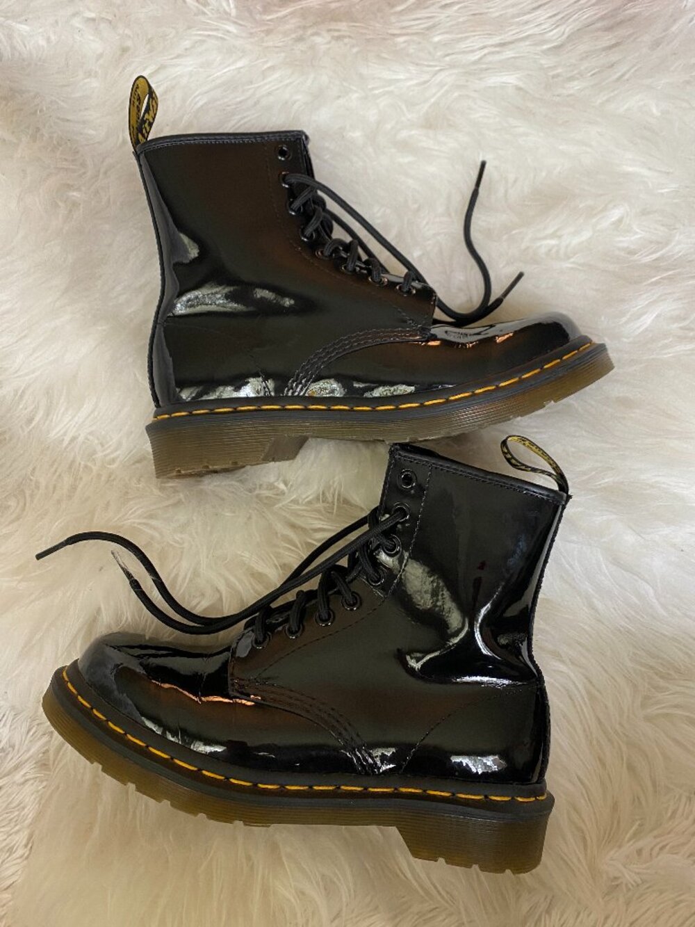 Doc Dr Martens 1460 Patent Leather Black Women's Sz. 6 Boots, Barely worn!